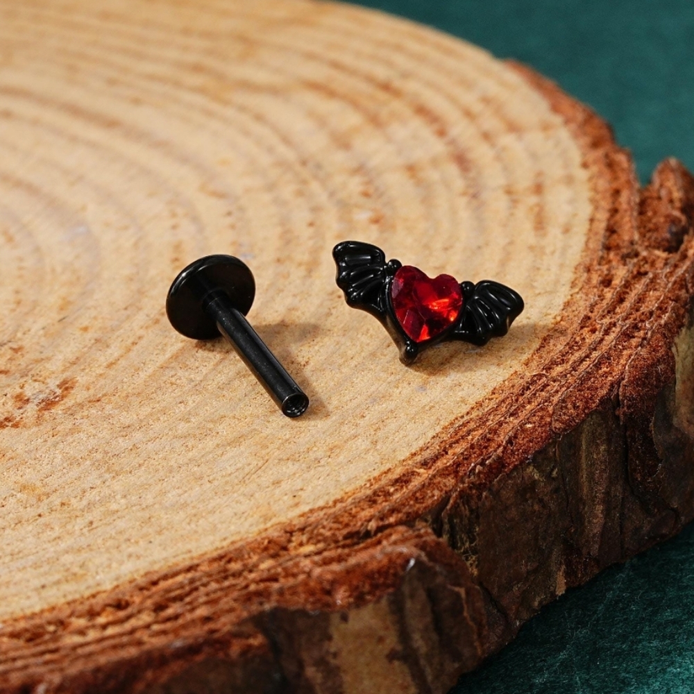 bat earring - Picture 2 of 10